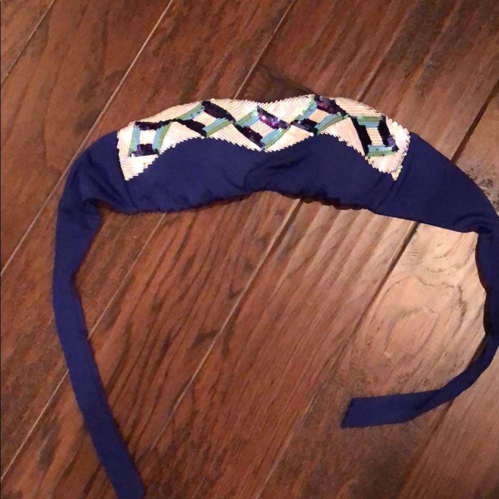 VS Swimsuit top size large.